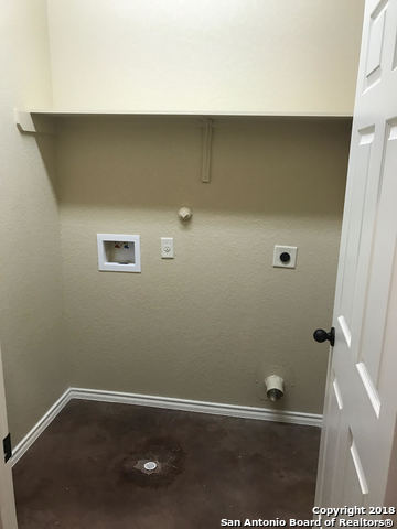 Image 9 of 11 For 2612 - 2614 Pahmeyer