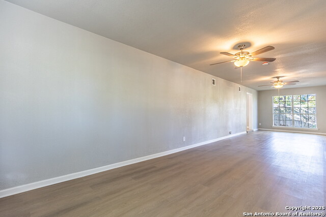 Image 16 of 32 For 97 Denton  