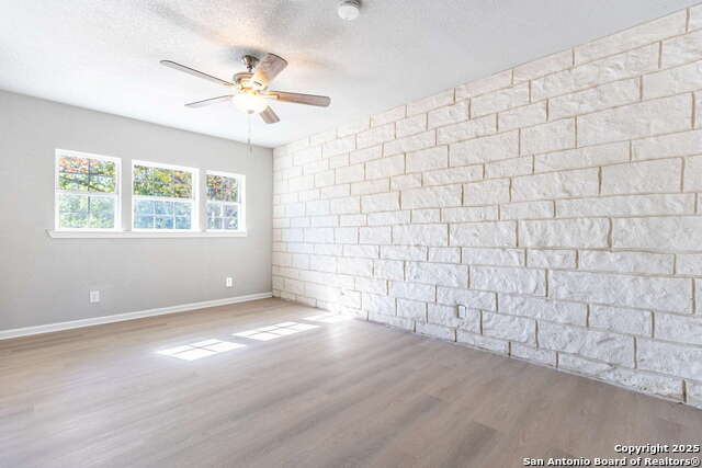 Image 7 of 32 For 97 Denton  