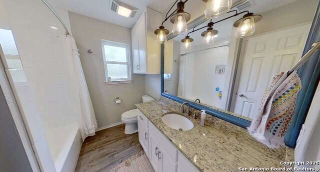 Image 10 of 18 For 323 Cardinal