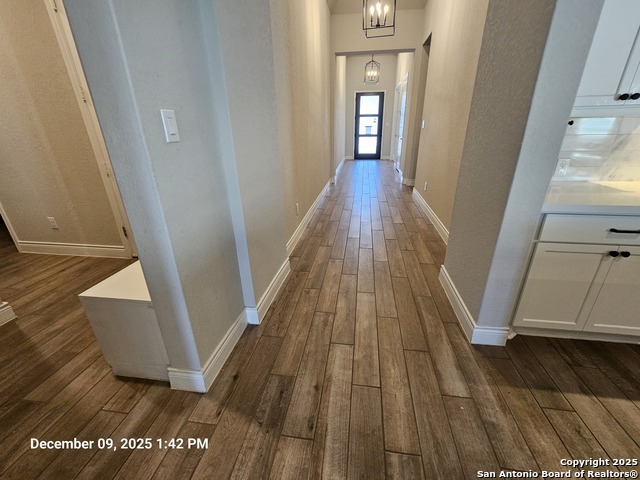 Listing photo id 15 for 14081 May Mist