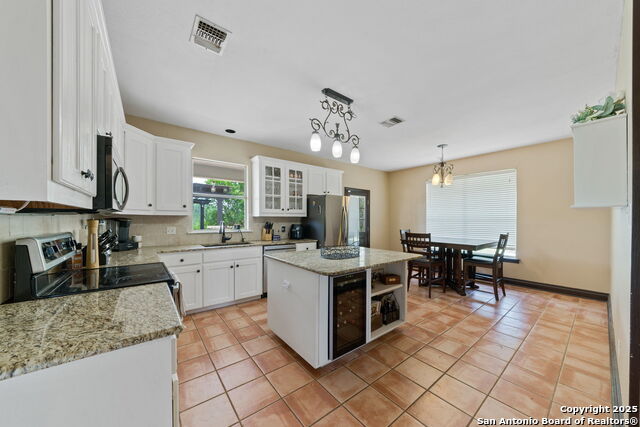 Image 11 of 35 For 103 Saddle View Dr