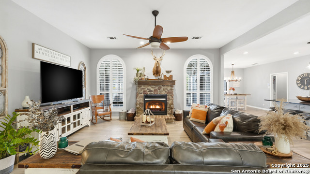 Image 7 of 49 For 226 Broken Arrow