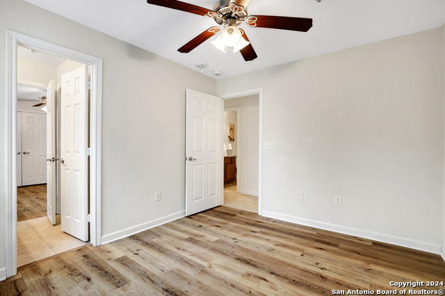 Image 26 of 31 For 7323 Snowden Rd 3108