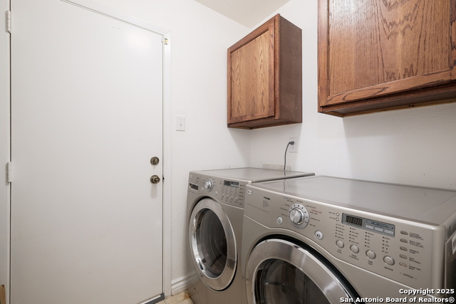 Listing photo id 20 for 1009 Victoria Crossing