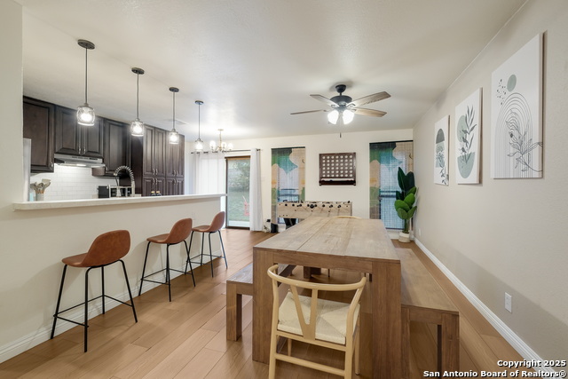 Listing photo id 5 for 1009 Victoria Crossing