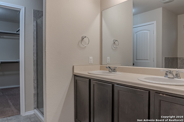 Image 16 of 25 For 10129 Strasbourg Way