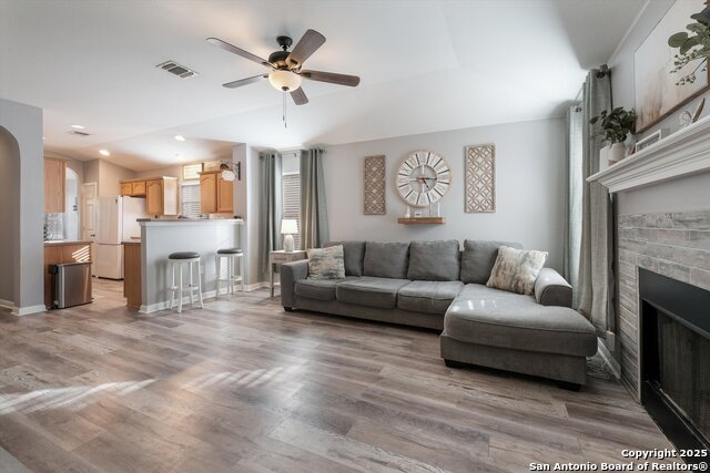 Image 10 of 18 For 6719 Dragon Crk