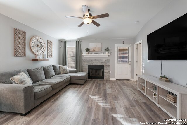 Image 8 of 18 For 6719 Dragon Crk