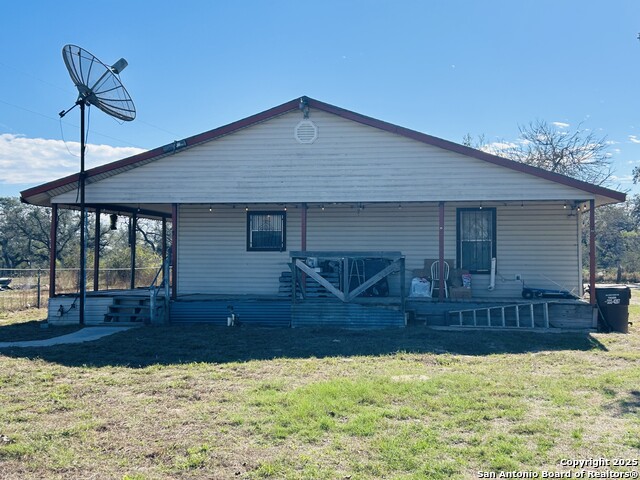 Listing photo id 3 for 406 Hernandez