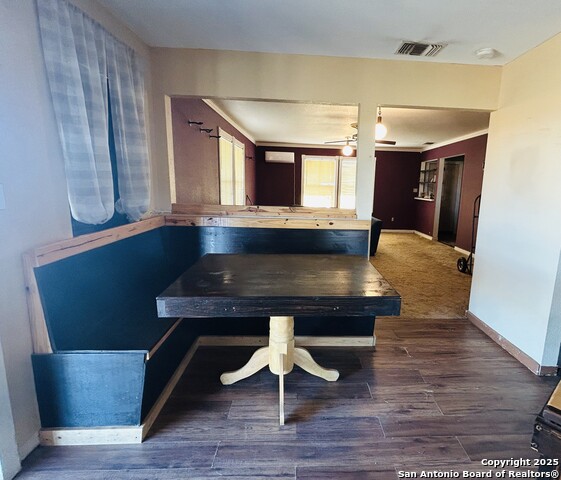 Listing photo id 6 for 406 Hernandez