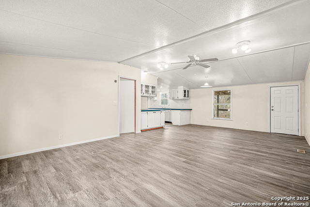 Image 10 of 25 For 844 County Road 4511