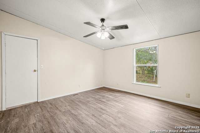 Image 18 of 25 For 844 County Road 4511