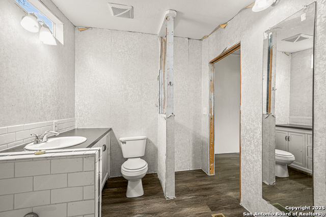 Image 21 of 25 For 844 County Road 4511