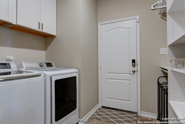 Image 19 of 32 For 26018 Los Mirasoles