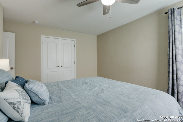 Image 30 of 32 For 26018 Los Mirasoles