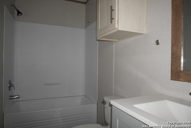 Image 17 of 28 For 70 Gallinas Creek Rd