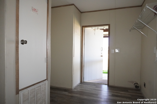 Image 21 of 28 For 70 Gallinas Creek Rd