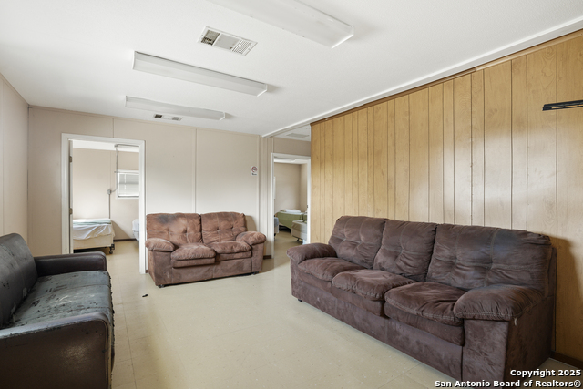 Image 23 of 33 For 298 Sh-239  