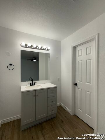 Listing photo id 15 for 1078 Frost Fire