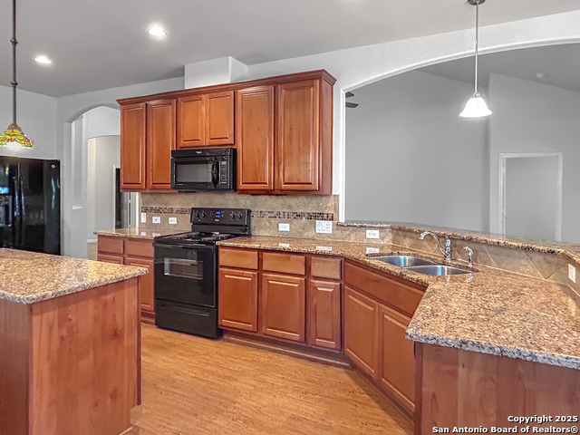 Image 17 of 31 For 845 Mesa Verde