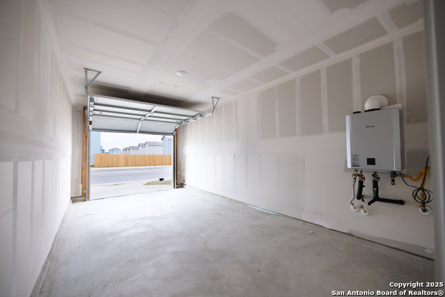 Image 16 of 21 For 11914 Bluebell Ridge