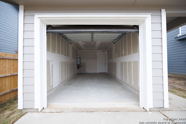 Image 18 of 21 For 11914 Bluebell Ridge