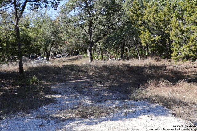 Image 5 of 9 For 1433 Chestnut Springs