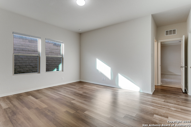 Image 18 of 25 For 12445 Vista Rim