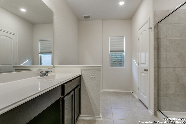 Image 19 of 25 For 12445 Vista Rim