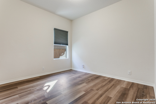 Image 21 of 25 For 12445 Vista Rim