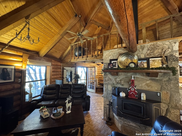 Image 13 of 55 For 620 Lake Forest