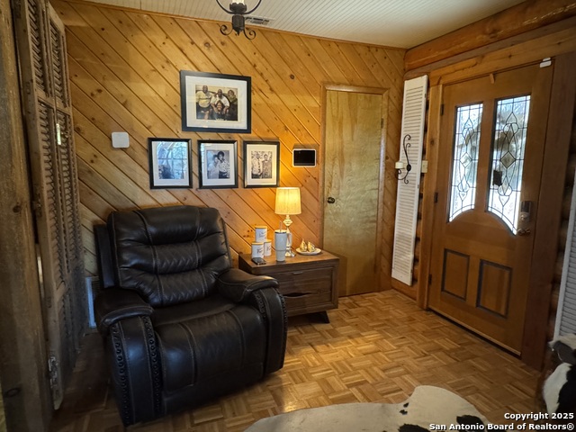 Image 14 of 55 For 620 Lake Forest