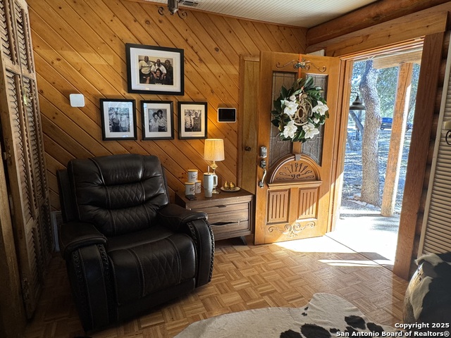 Image 15 of 55 For 620 Lake Forest