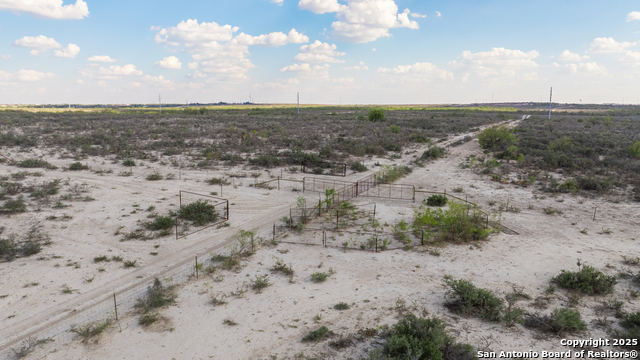 Image 7 of 15 For 2212 Lausen