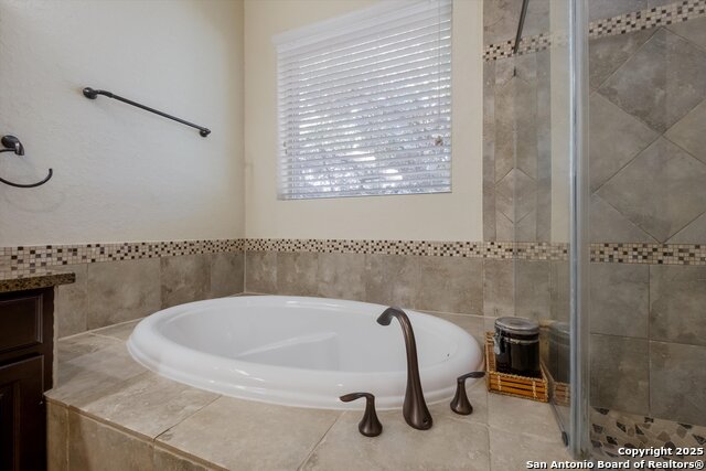 Image 12 of 41 For 11907 Lampasas