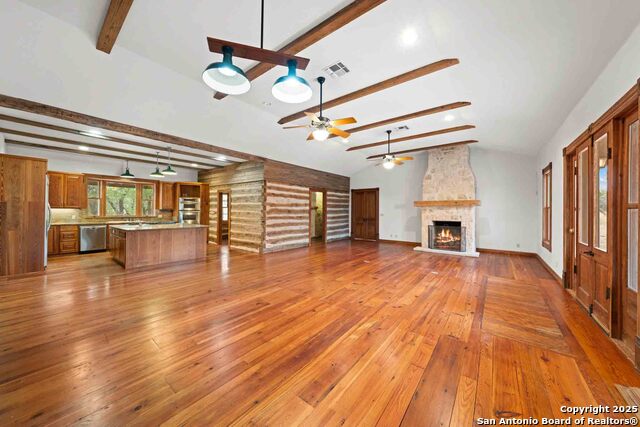 Image 24 of 43 For 7625 State Highway 16 N