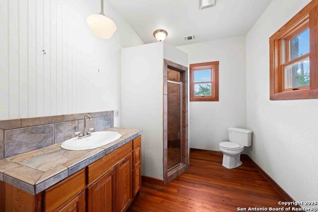 Image 31 of 43 For 7625 State Highway 16 N