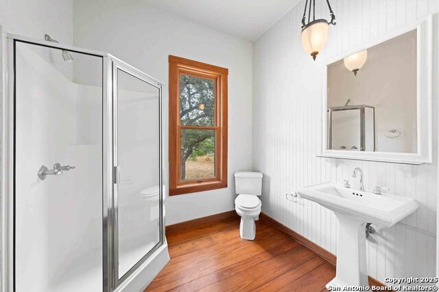 Image 34 of 43 For 7625 State Highway 16 N