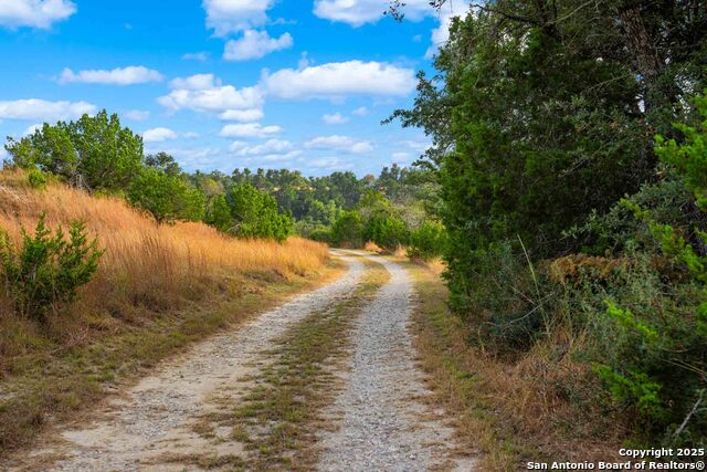 Image 5 of 43 For 7625 State Highway 16 N