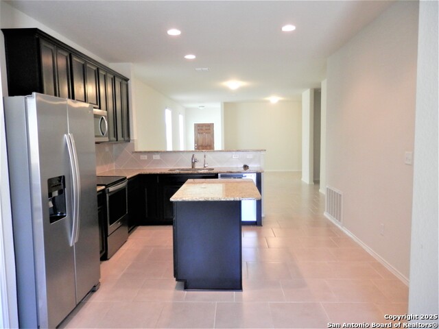 Image 28 of 40 For 334 Mistflower