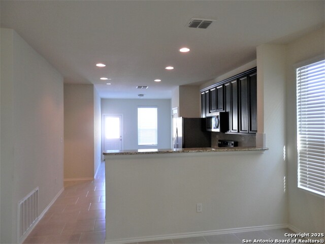 Image 33 of 40 For 334 Mistflower