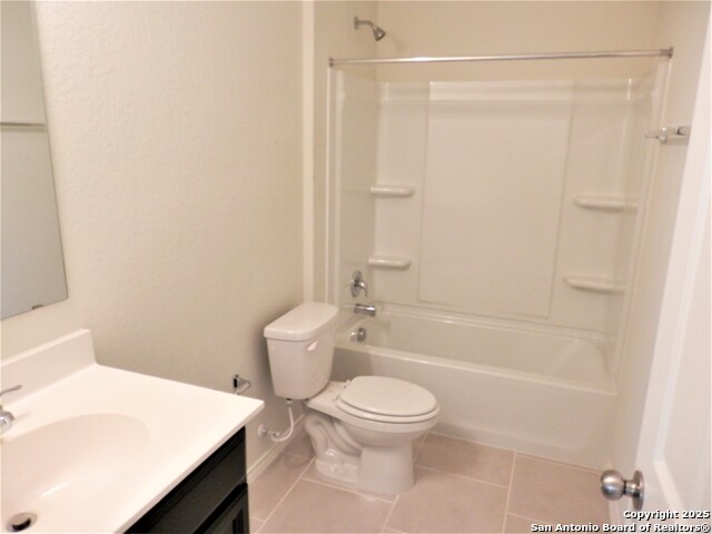 Image 38 of 40 For 334 Mistflower