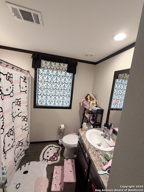 Image 11 of 16 For 4559 Chamberlain