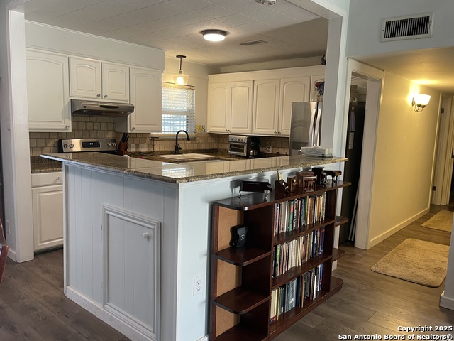 Image 8 of 24 For 1710 Rosewood