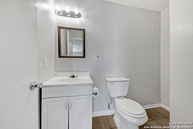 Image 10 of 20 For 6735 Brothers