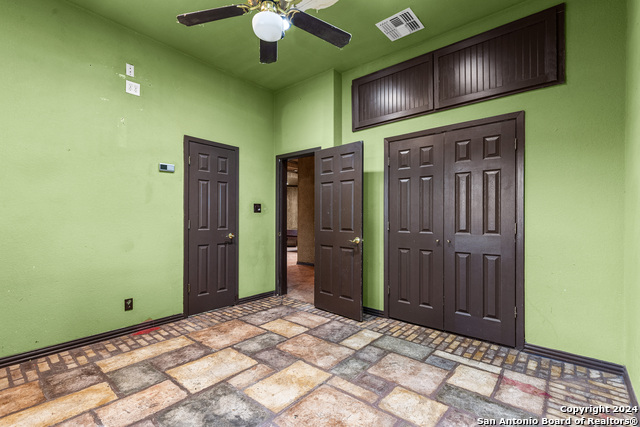 Image 27 of 47 For 424 Homecrest