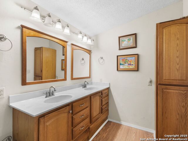 Image 28 of 35 For 103 Stonegate South