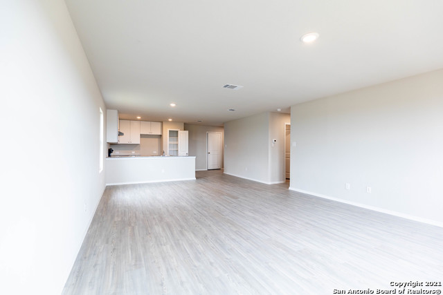 Image 10 of 32 For 5630 Elm Valley Dr