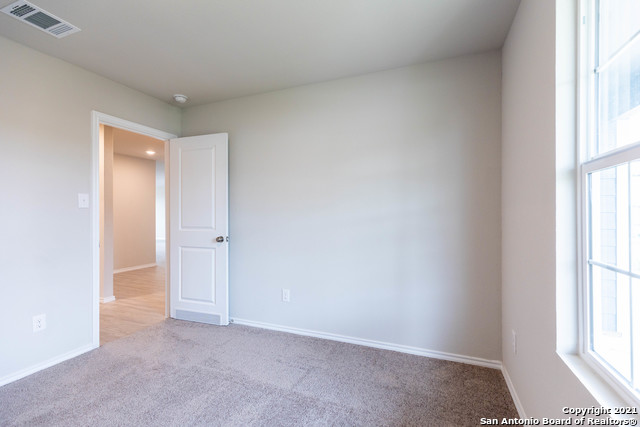 Image 15 of 32 For 5630 Elm Valley Dr